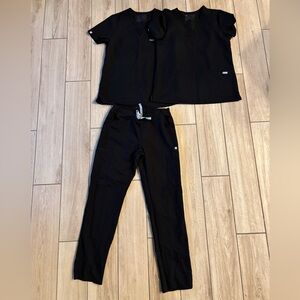 Figs Yola Scrub Pants, Casma Top, Catarina Top in Black